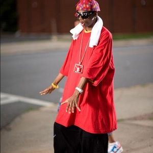 Meet your Posher, Ila